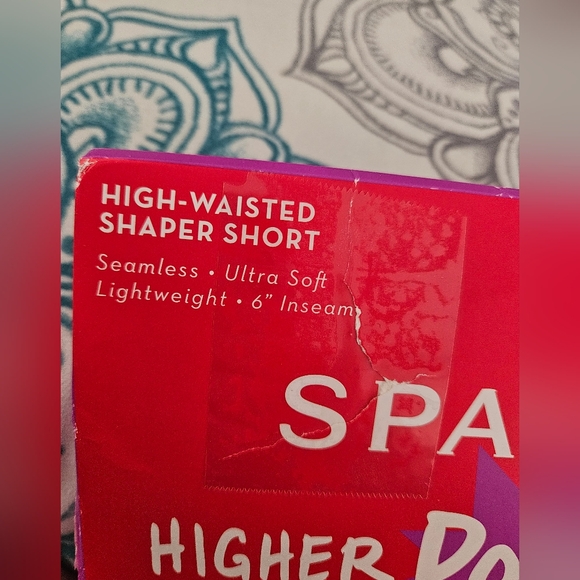 SPANX Higher Power Shapewear Shorts-1X - Picture 7 of 8